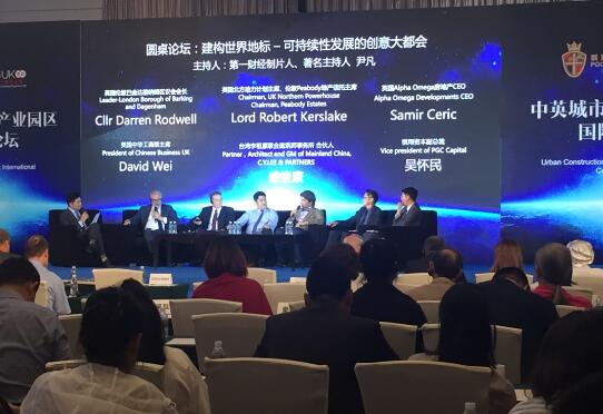 會議口譯同聲傳譯價格為什么這么貴